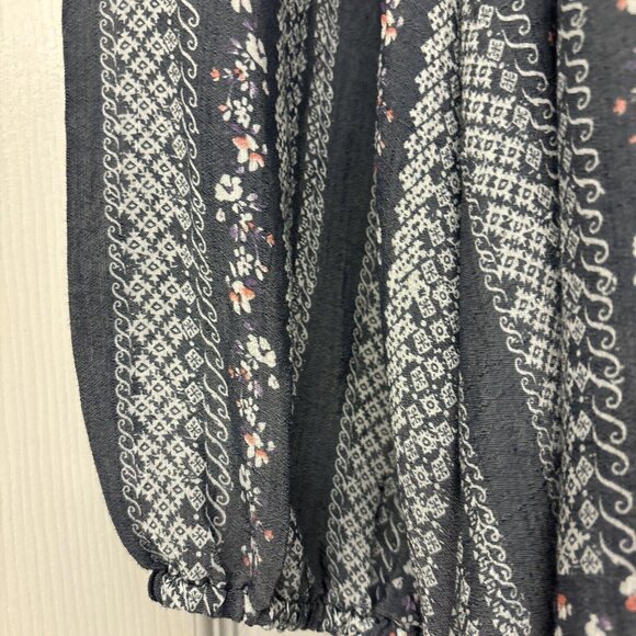 Fred David Womens Peasant Blouse 1X Gray Floral Ties at Neck Puff Sleeve. Fall - Picture 3 of 9